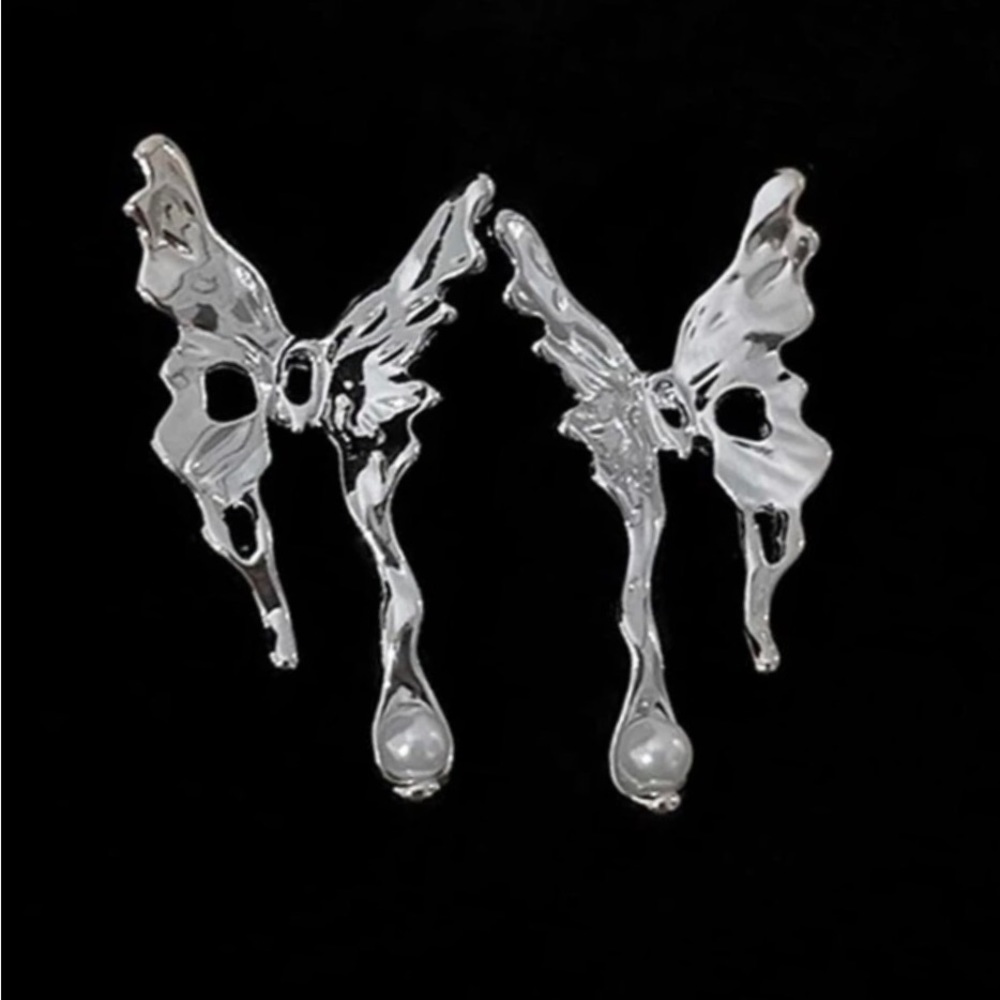 Silver Butterfly Earrings with a Pearl Accent